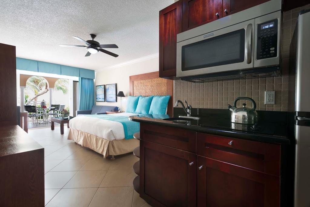 All Inclusive Divi Little Bay Beach Resort Philipsburg  Extérieur photo